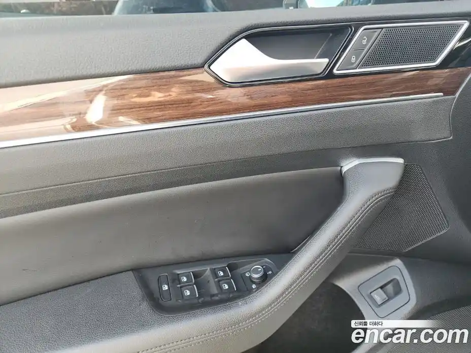 Volkswagen Passat 2018 2.0 гидро в Москве № 277978, фото 10