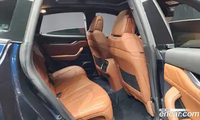 Maserati Levante 2022 3.0 гидро в Москве № 282564, миниатюра 12