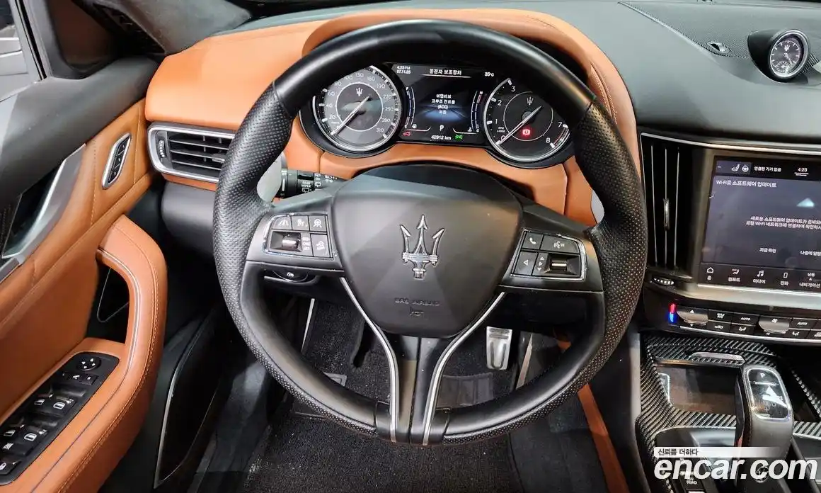 Maserati Levante 2022 3.0 гидро в Москве № 282564, фото 13