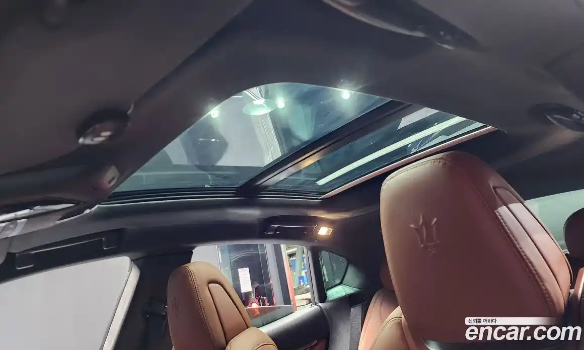 Maserati Levante 2022 3.0 гидро в Москве № 282564, фото 19