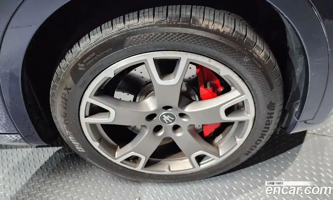 Maserati Levante 2022 3.0 гидро в Москве № 282564, фото 5