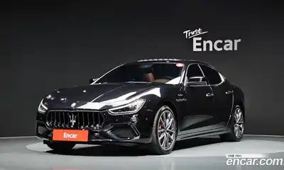 Maserati Ghibli, 2022