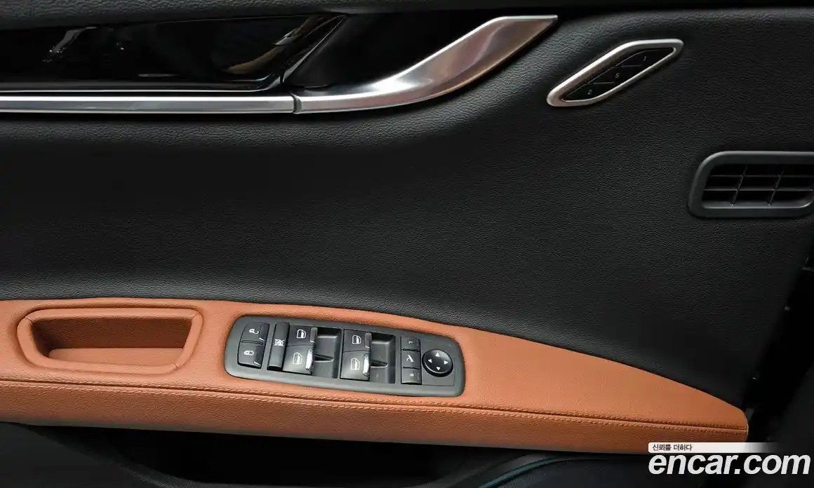 Maserati Ghibli 2022 3.0 гидро в Москве № 282726, фото 18