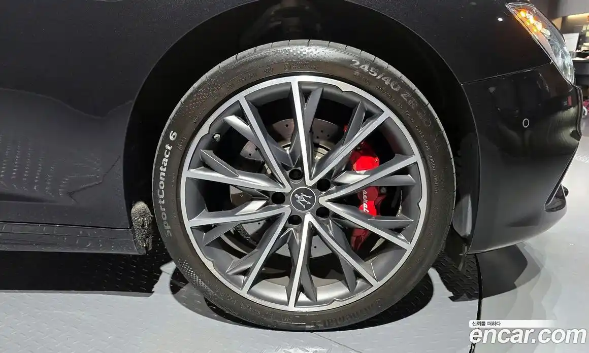 Maserati Ghibli 2022 3.0 гидро в Москве № 282726, фото 5