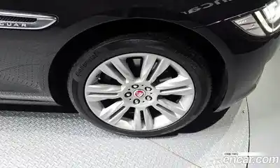 Jaguar XF 2017 2.0 гидро в Москве № 283856, миниатюра 5