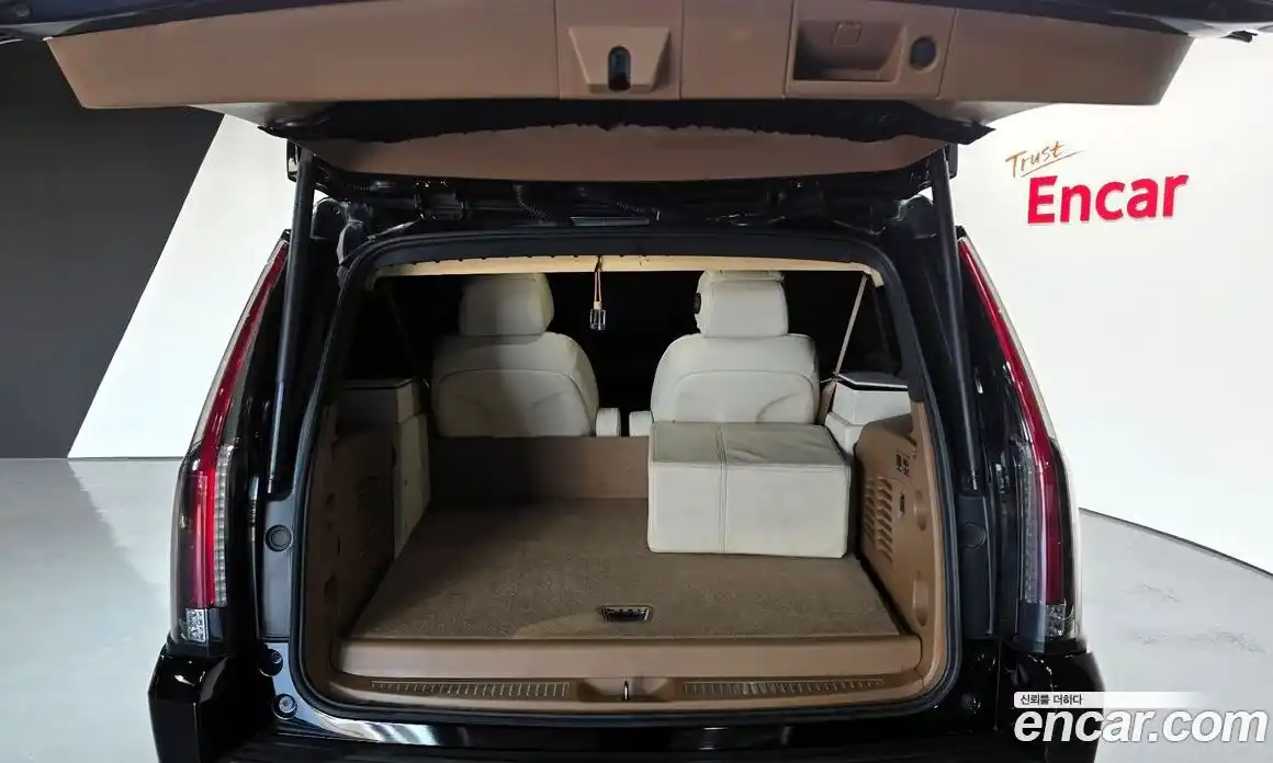 Cadillac Escalade 2017 6.2 гидро в Москве № 285594, фото 20