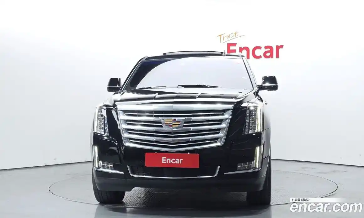 Cadillac Escalade 2017 6.2 гидро в Москве № 285594, фото 3
