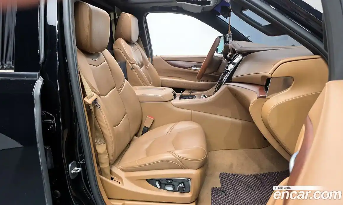 Cadillac Escalade 2017 6.2 гидро в Москве № 285594, фото 10