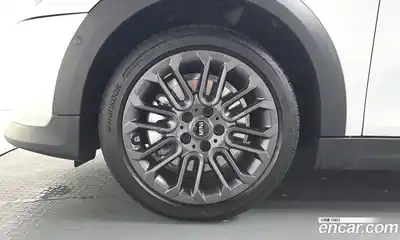 Mini Cooper 2025 2.0 гидро в Москве № 299134, миниатюра 5