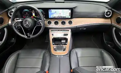 Mercedes-Benz E-Class 2022 2.0 гидро, миниатюра 7