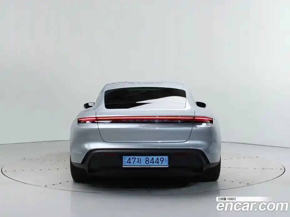 Porsche Taycan 2023 гидро в Москве № 312879, фото 4