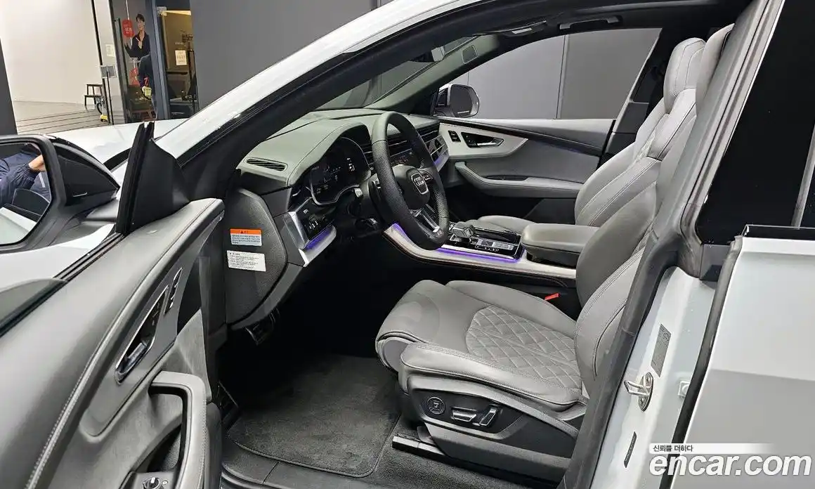Audi Q8 2023 3.0 гидро в Москве № 325269, фото 10