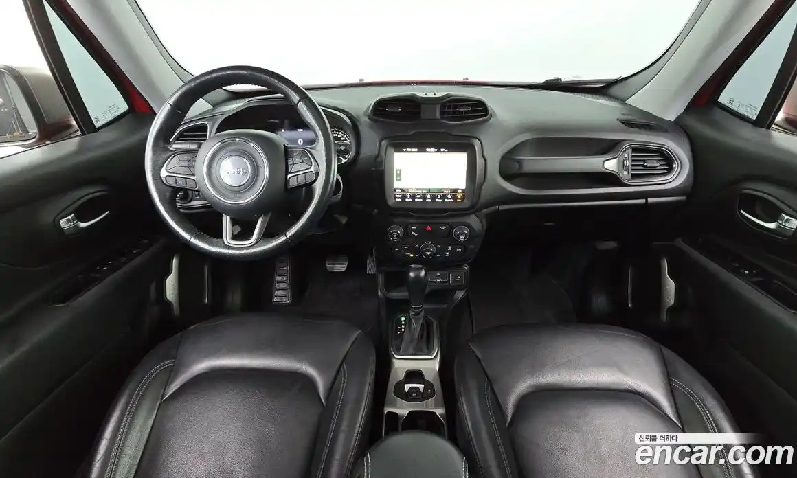 Jeep Renegade 2019 2.4 гидро в Москве № 330137, фото 7