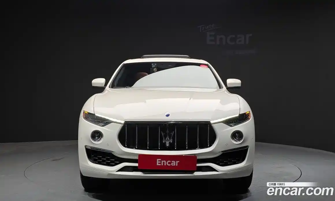 Maserati Levante 2020 3.0 гидро в Москве № 331079, фото 3