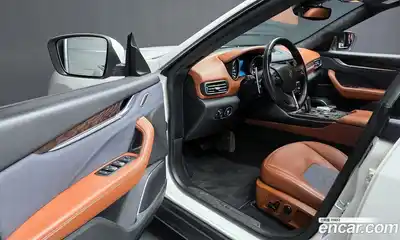 Maserati Levante 2020 3.0 гидро в Москве № 331079, миниатюра 10