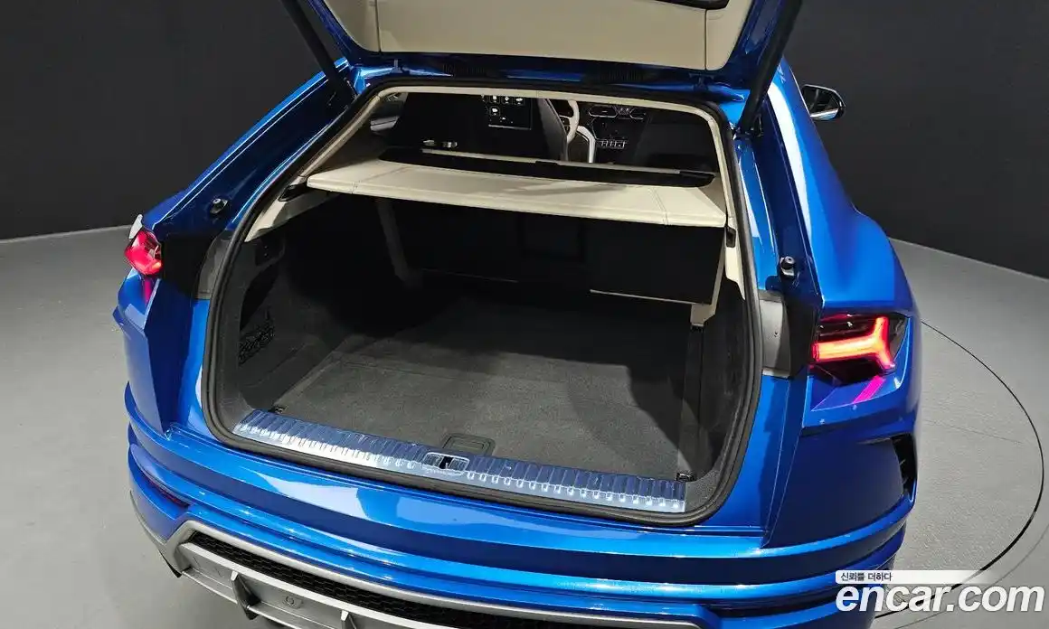 Lamborghini Urus 2021 4.0 гидро в Москве № 336530, фото 20