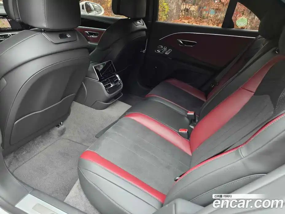 Bentley Flying Spur 2023 4.0 гидро в Москве № 366421, фото 11