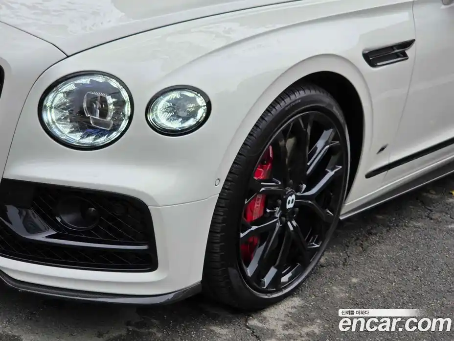 Bentley Flying Spur 2023 4.0 гидро в Москве № 366421, фото 20