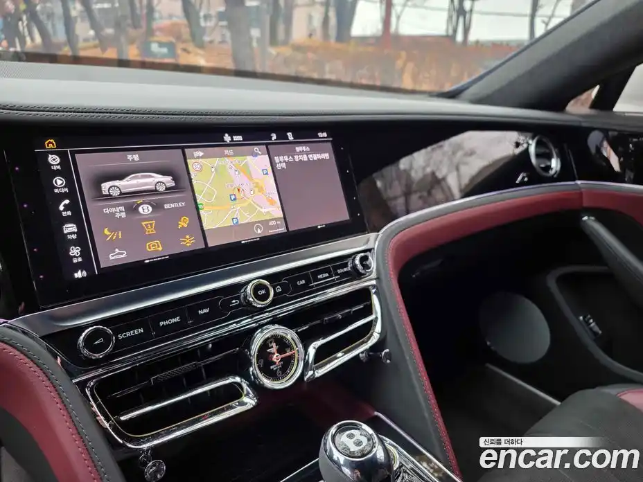 Bentley Flying Spur 2023 4.0 гидро в Москве № 366421, фото 9