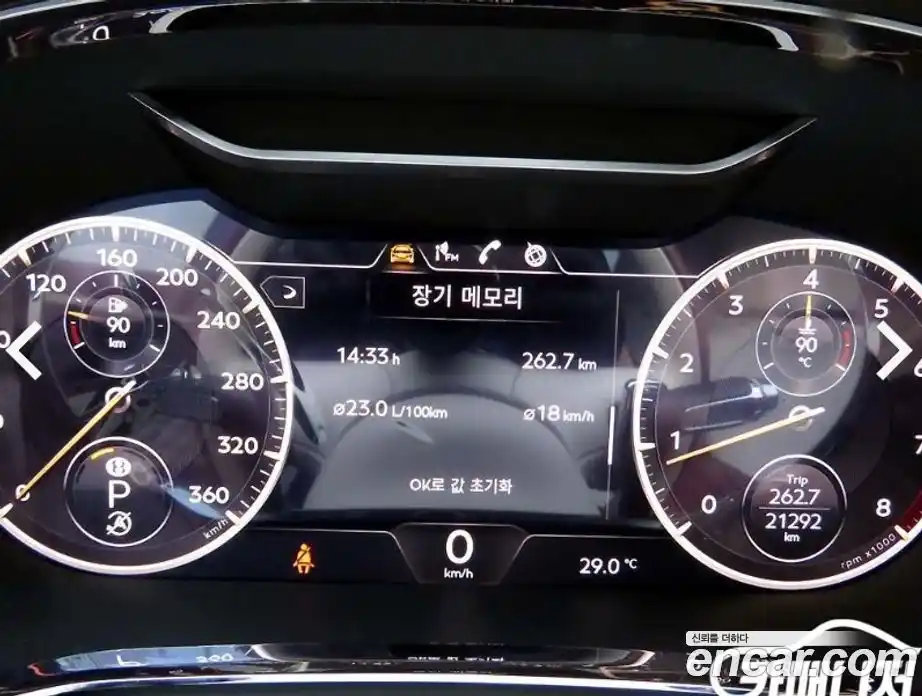 Bentley Flying Spur 2022 4.0 гидро в Москве № 366435, фото 14