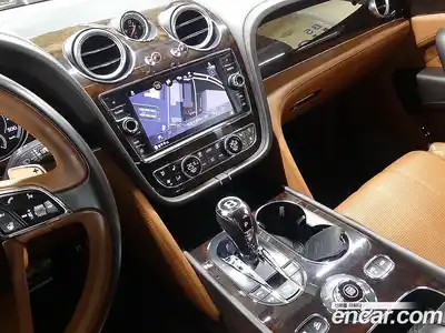 Bentley Bentayga 2017 6.0 гидро в Москве № 387180, миниатюра 12