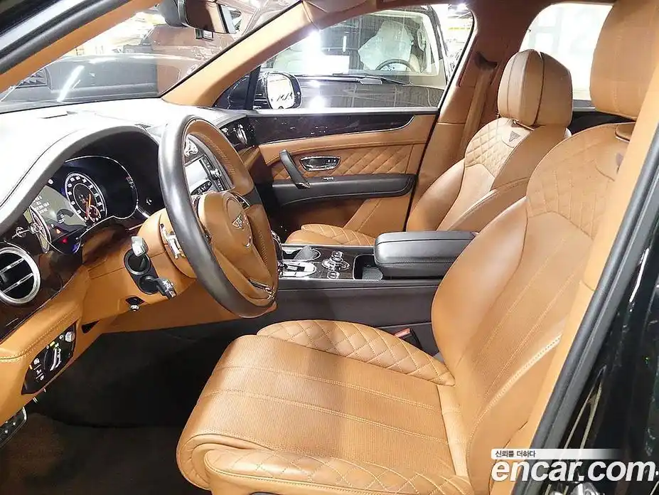 Bentley Bentayga 2017 6.0 гидро в Москве № 387180, фото 16