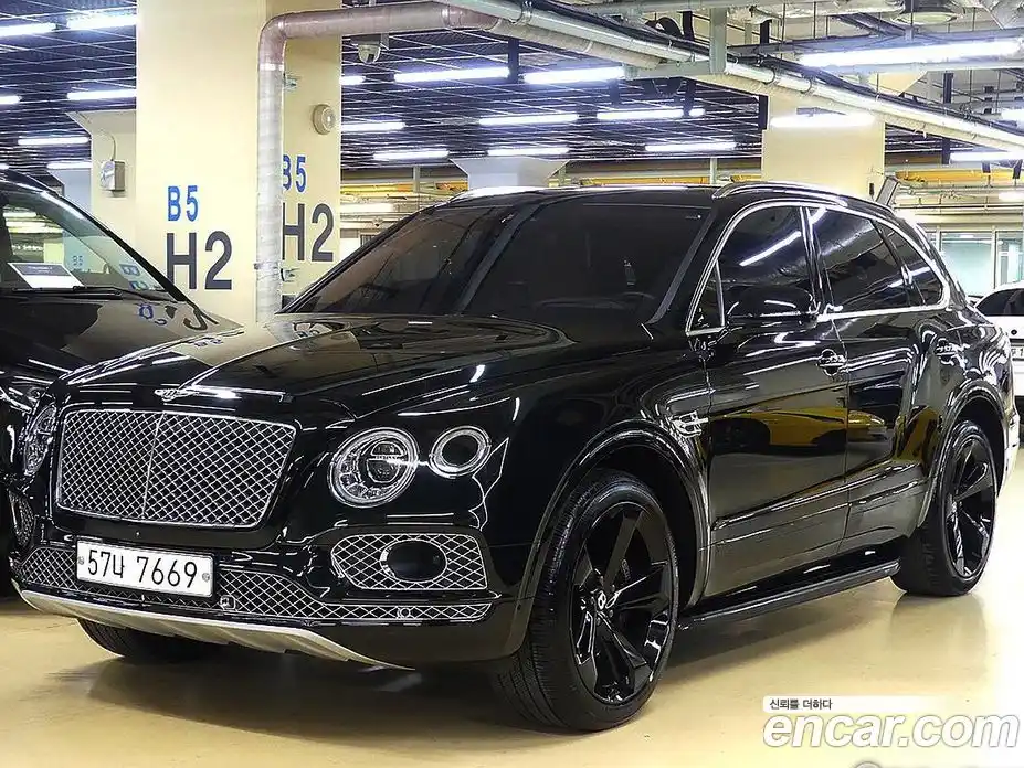 Bentley Bentayga 2017 6.0 гидро в Москве № 387180, фото 5