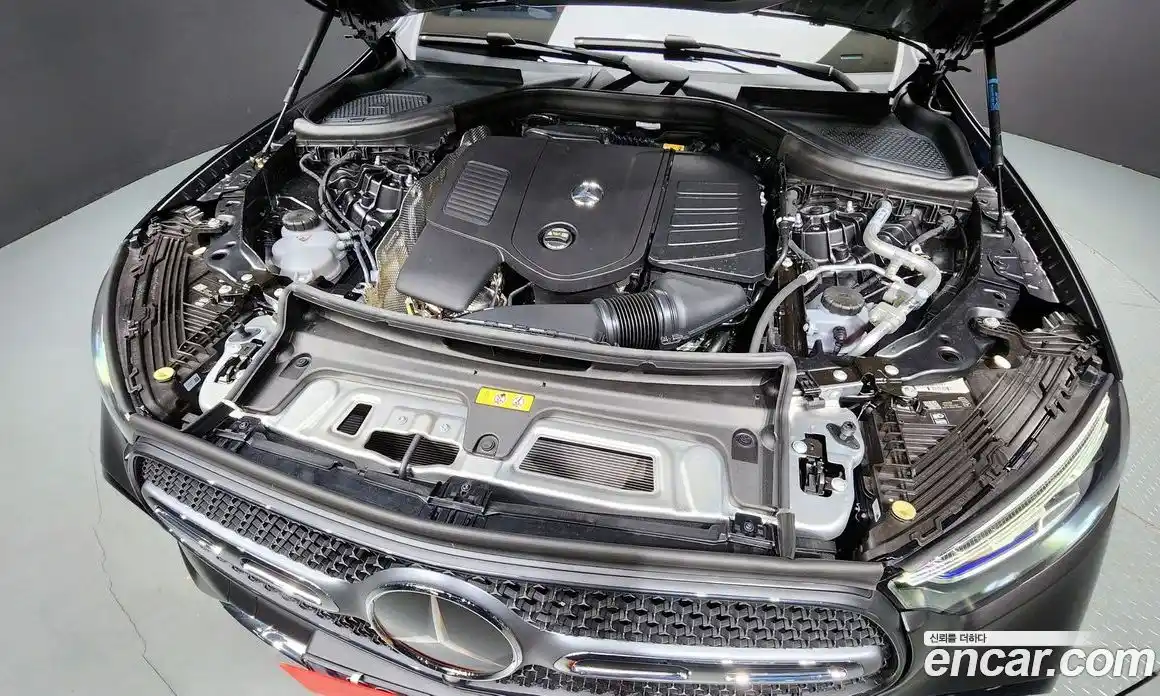 Mercedes-Benz GLC-Class 2025 2.0 гидро в Москве № 409003, фото 6