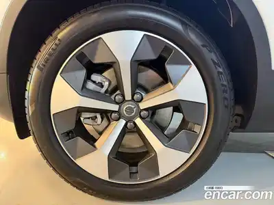 Volvo XC40 2025 2.0 гидро в Москве № 430258, миниатюра 5