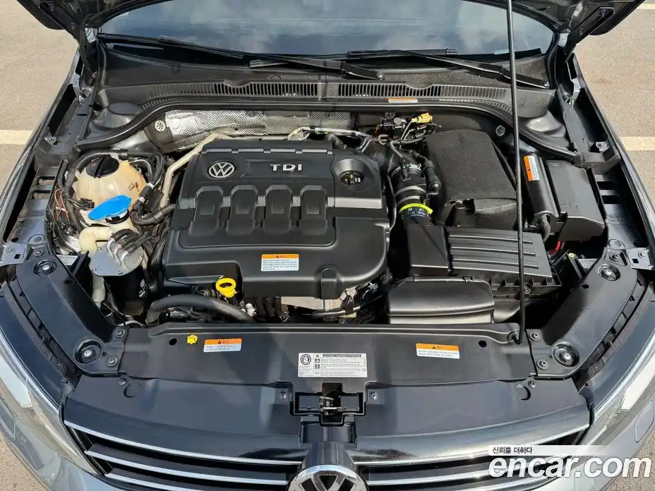 Volkswagen Jetta 2015 2.0 гидро в Москве № 472331, фото 7