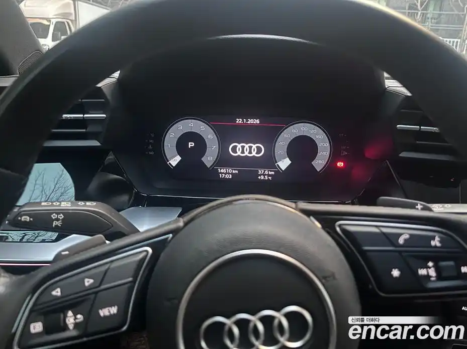 Audi A3 2023 2.0 гидро в Москве № 497196, фото 13
