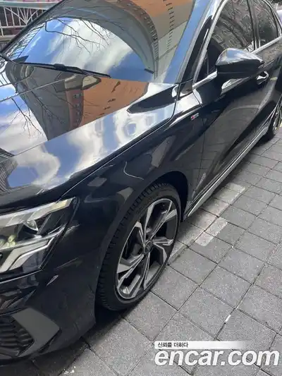 Audi A3 2023 2.0 гидро в Москве № 497196, миниатюра 3