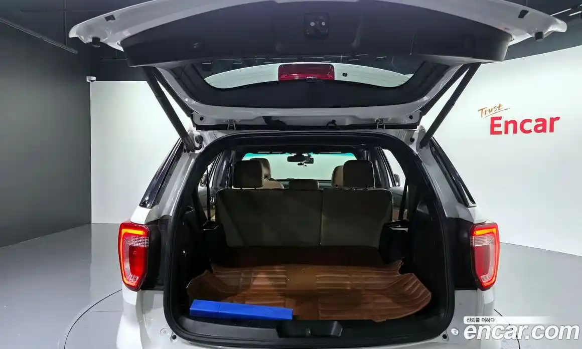 Ford Explorer 2016 2.3 гидро в Москве № 541475, фото 20
