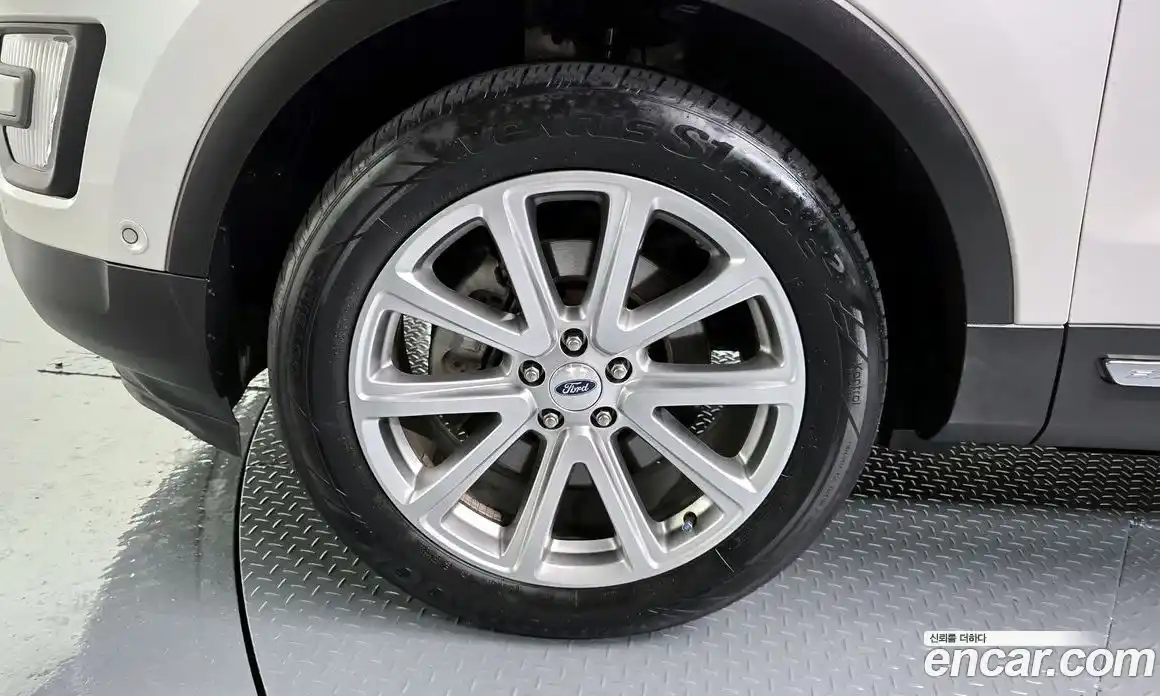 Ford Explorer 2016 2.3 гидро в Москве № 541475, фото 5