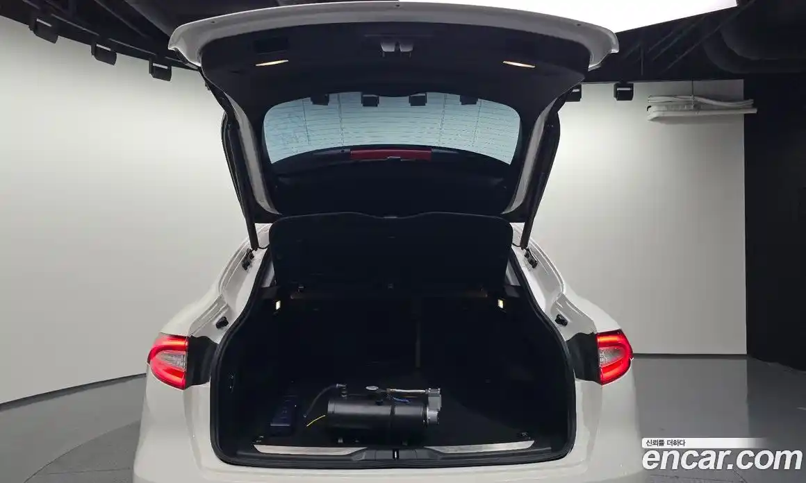 Maserati Levante 2016 3.0 гидро в Москве № 547625, фото 20