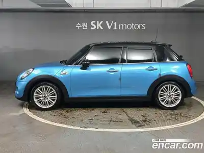 Mini Cooper 2015 2.0 гидро в Москве № 595334, миниатюра 2