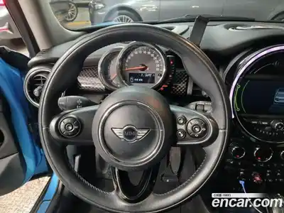 Mini Cooper 2015 2.0 гидро в Москве № 595334, миниатюра 8