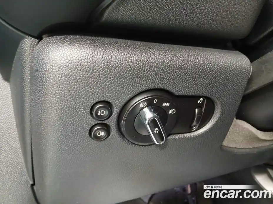 Mini Cooper 2015 2.0 гидро в Москве № 595334, фото 10