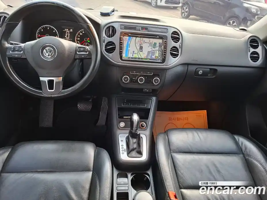 Volkswagen Tiguan 2015 2.0 гидро в Москве № 607667, фото 8