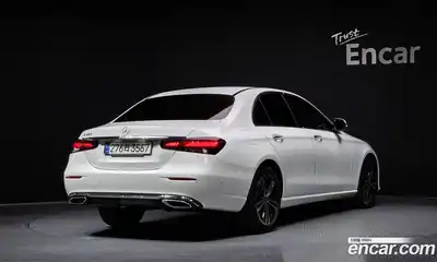 Mercedes-Benz E-Class 2021 2.0 гидро, миниатюра 2