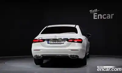 Mercedes-Benz E-Class 2021 2.0 гидро, миниатюра 4