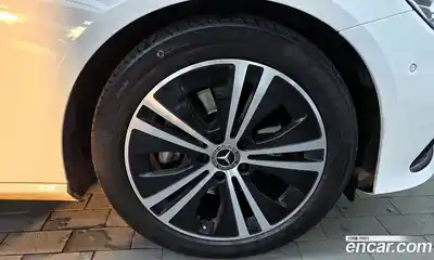 Mercedes-Benz E-Class 2021 2.0 гидро, миниатюра 5