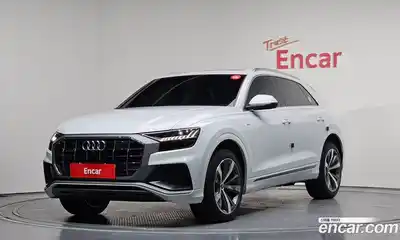 Audi Q8, 2022