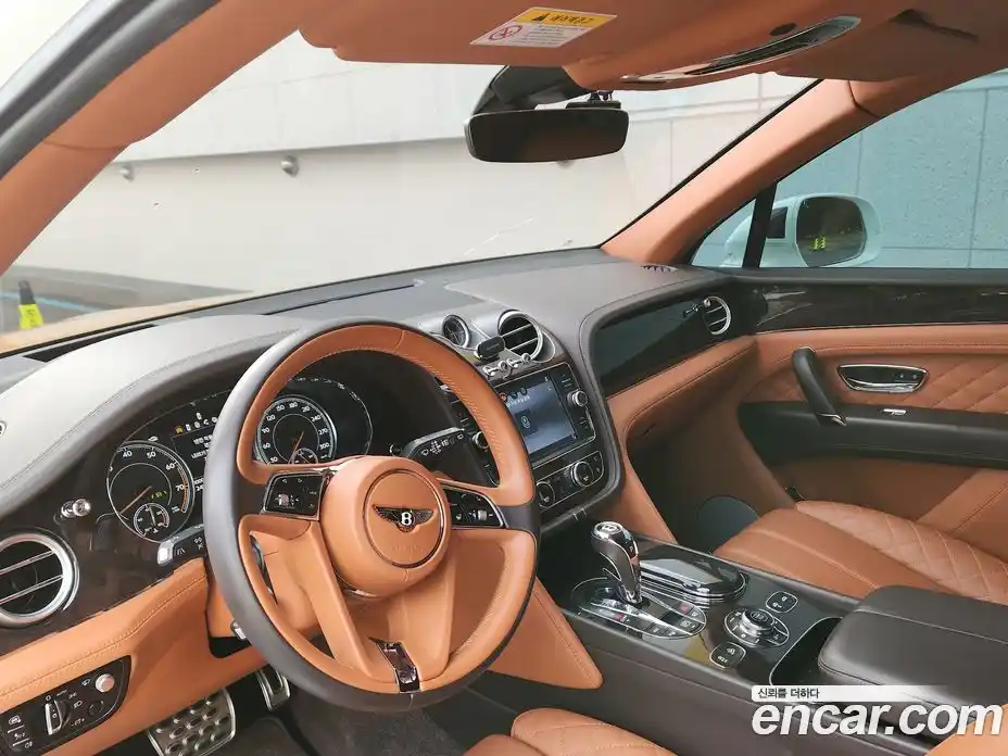 Bentley Bentayga 2017 6.0 гидро в Москве № 653258, фото 15