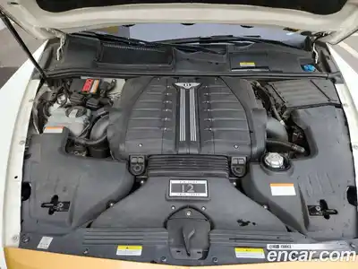 Bentley Bentayga 2017 6.0 гидро в Москве № 653258, миниатюра 8