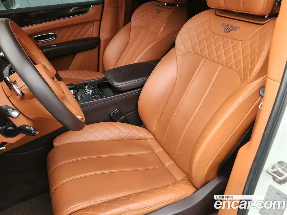 Bentley Bentayga 2017 6.0 гидро в Москве № 653258, фото 9