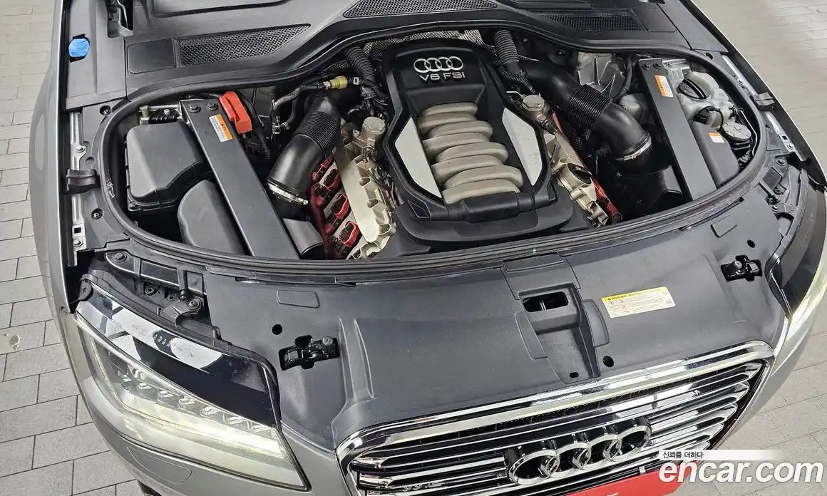 Audi A8 2012 4.2 гидро в Москве № 723635, фото 6