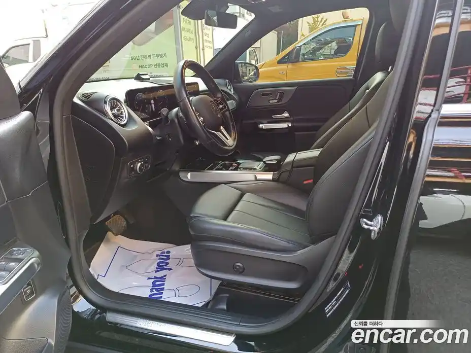 Mercedes-Benz GLB-Class 2021 2.0 гидро в Москве, фото 9