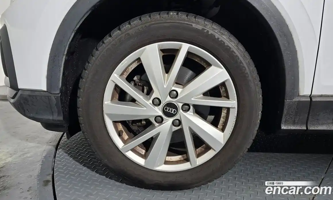 Audi Q2 2023 2.0 гидро в Москве, фото 5