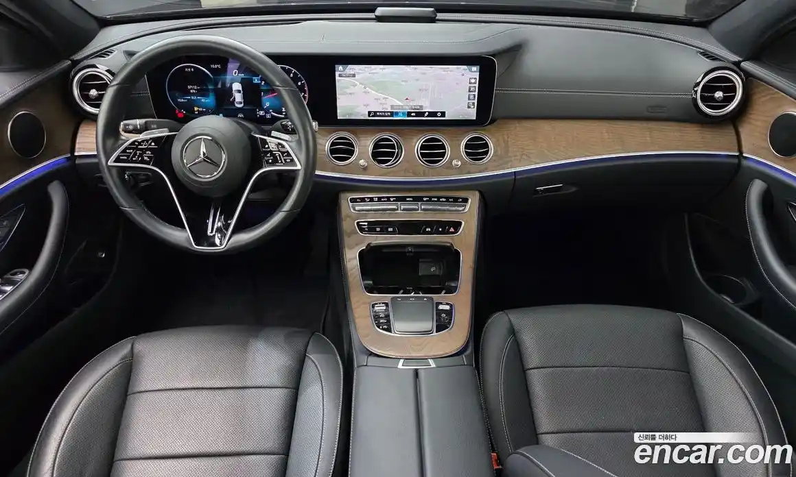 Mercedes-Benz E-Class 2022 2.0 гидро, фото 7